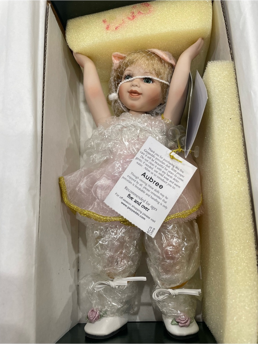 Vintage geppeddeo porcelain doll aubree ballerina NIB w/certificate handcrafted